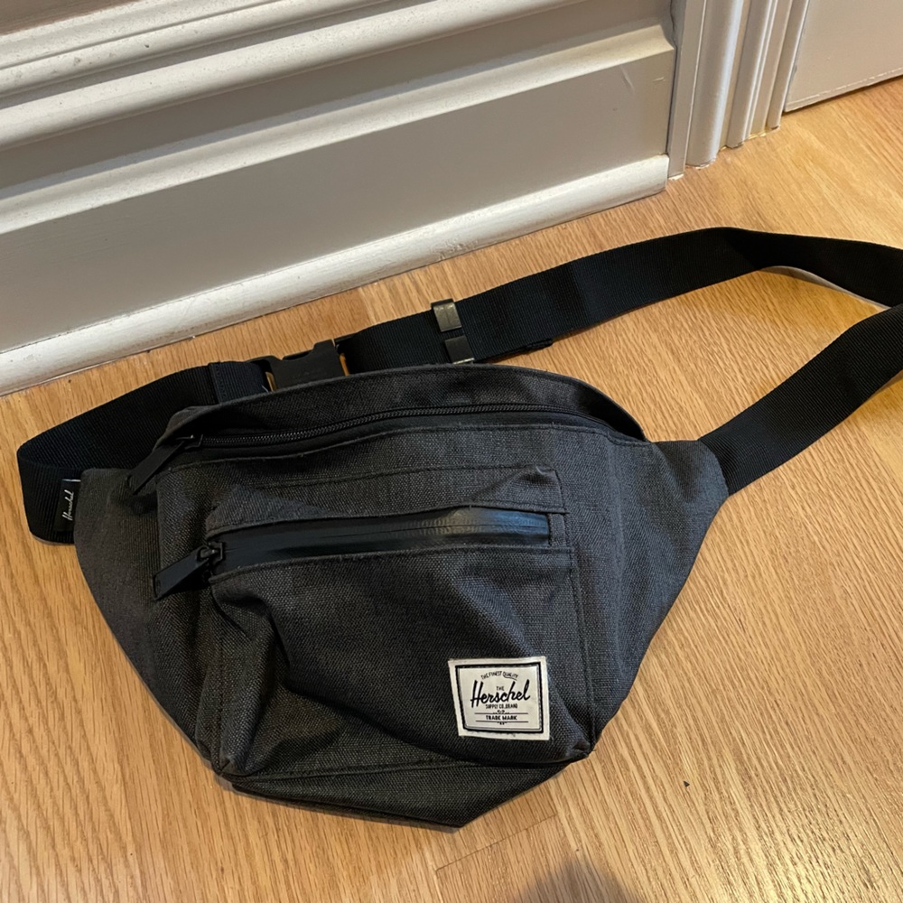 Herschel Seventeen waist pack/ fanny pack